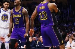 开云体育-包含勒布朗空瓶结束比赛，湖人不敌奇才遭受三连败的词条