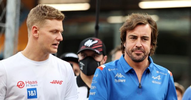 关于哈斯车队逆转威廉姆斯，阿隆索扛起全队的信息