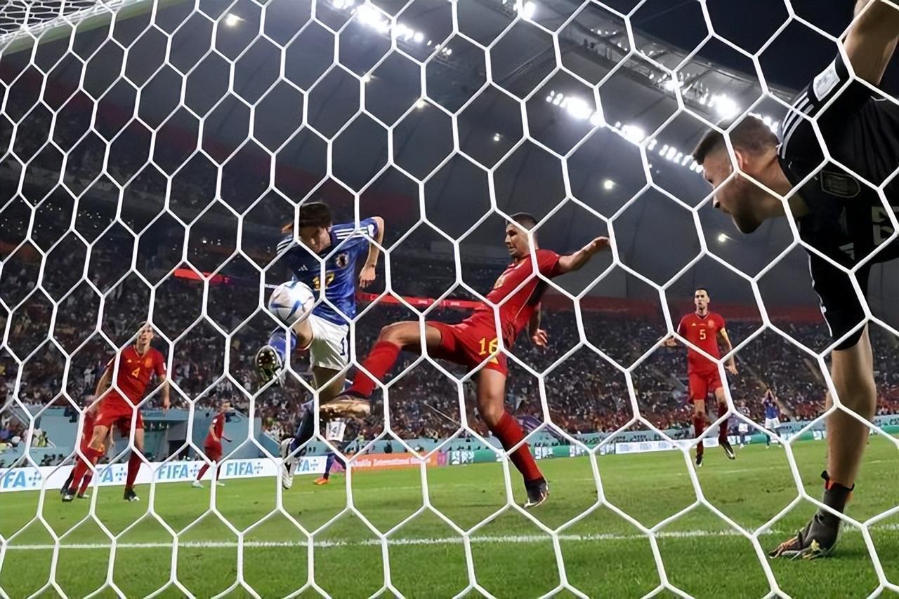 德国队绝杀日本队，黄鸭组合关键制胜