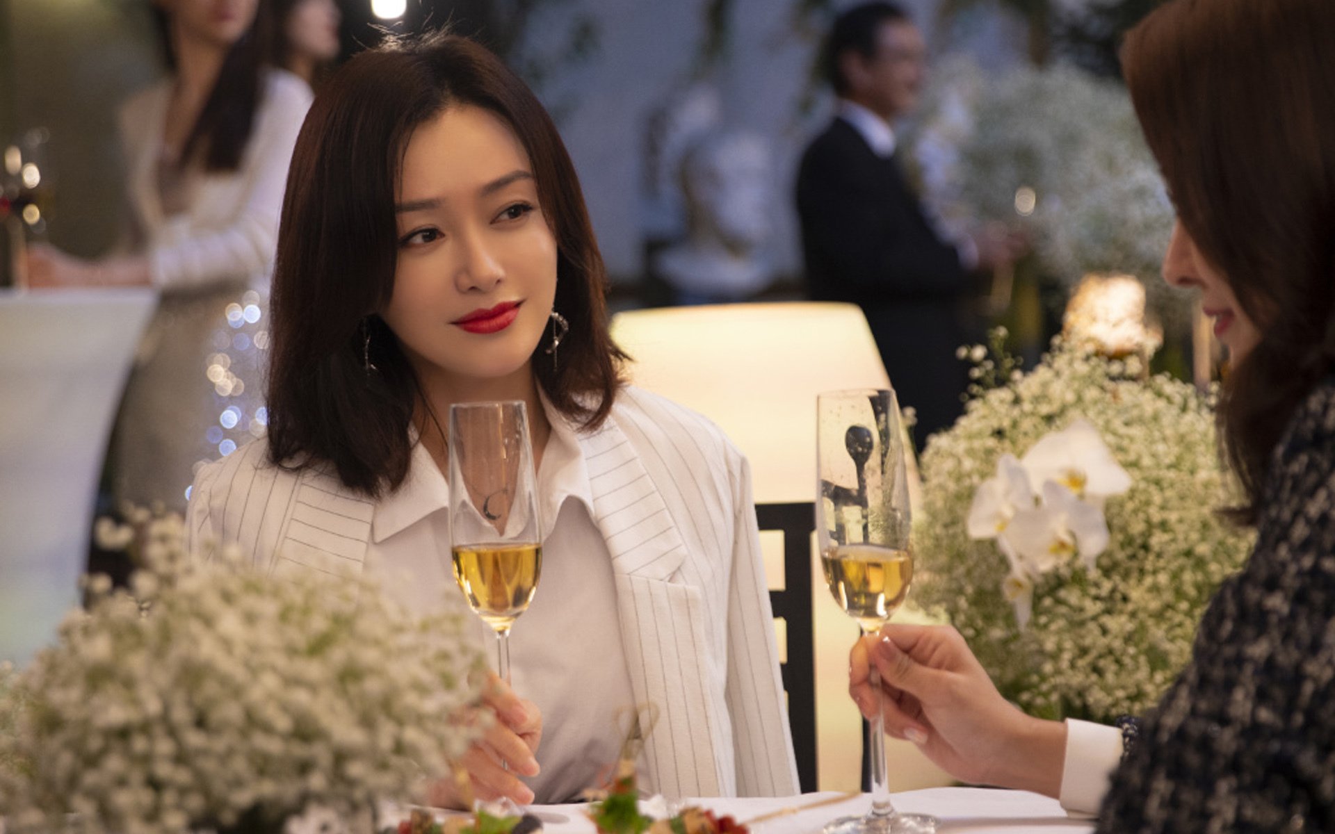 双线告捷,辽宁队闪电战击溃猛龙,贝恩德甲争冠战独揽风云